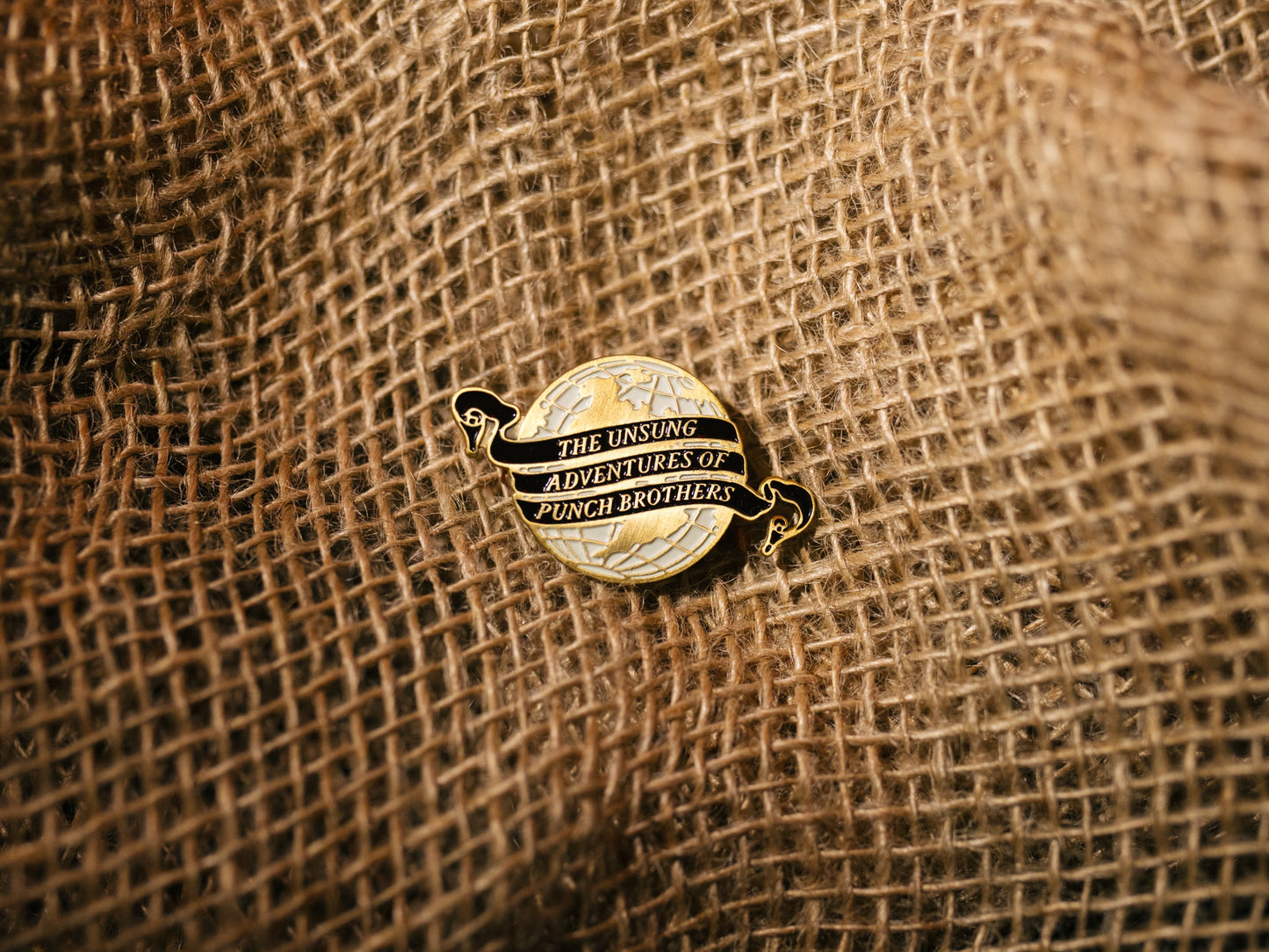 Globe Pin